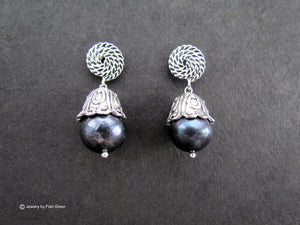 VICTORIA Earrings